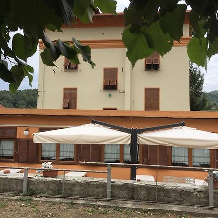 Albergo Chiara Savignone Kültér fotó
