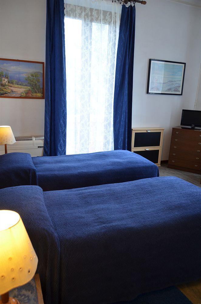 Albergo Chiara Savignone Kültér fotó